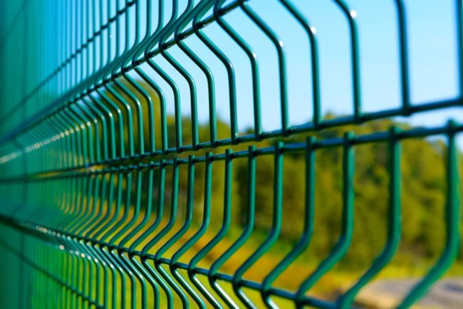 4 Ways to Consider Your Commercial Fencing Needs